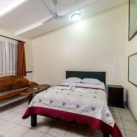 Cadillac Rock Beach Hotel Jacó Εξωτερικό φωτογραφία