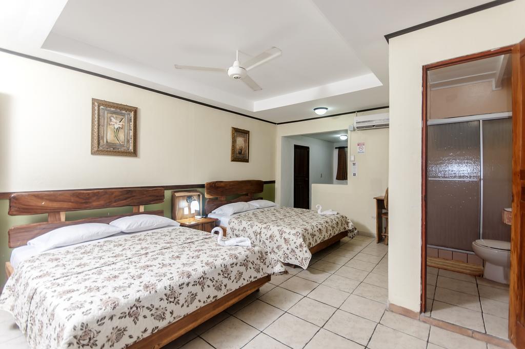 Cadillac Rock Beach Hotel Jacó Δωμάτιο φωτογραφία