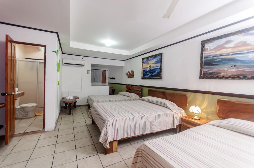 Cadillac Rock Beach Hotel Jacó Δωμάτιο φωτογραφία