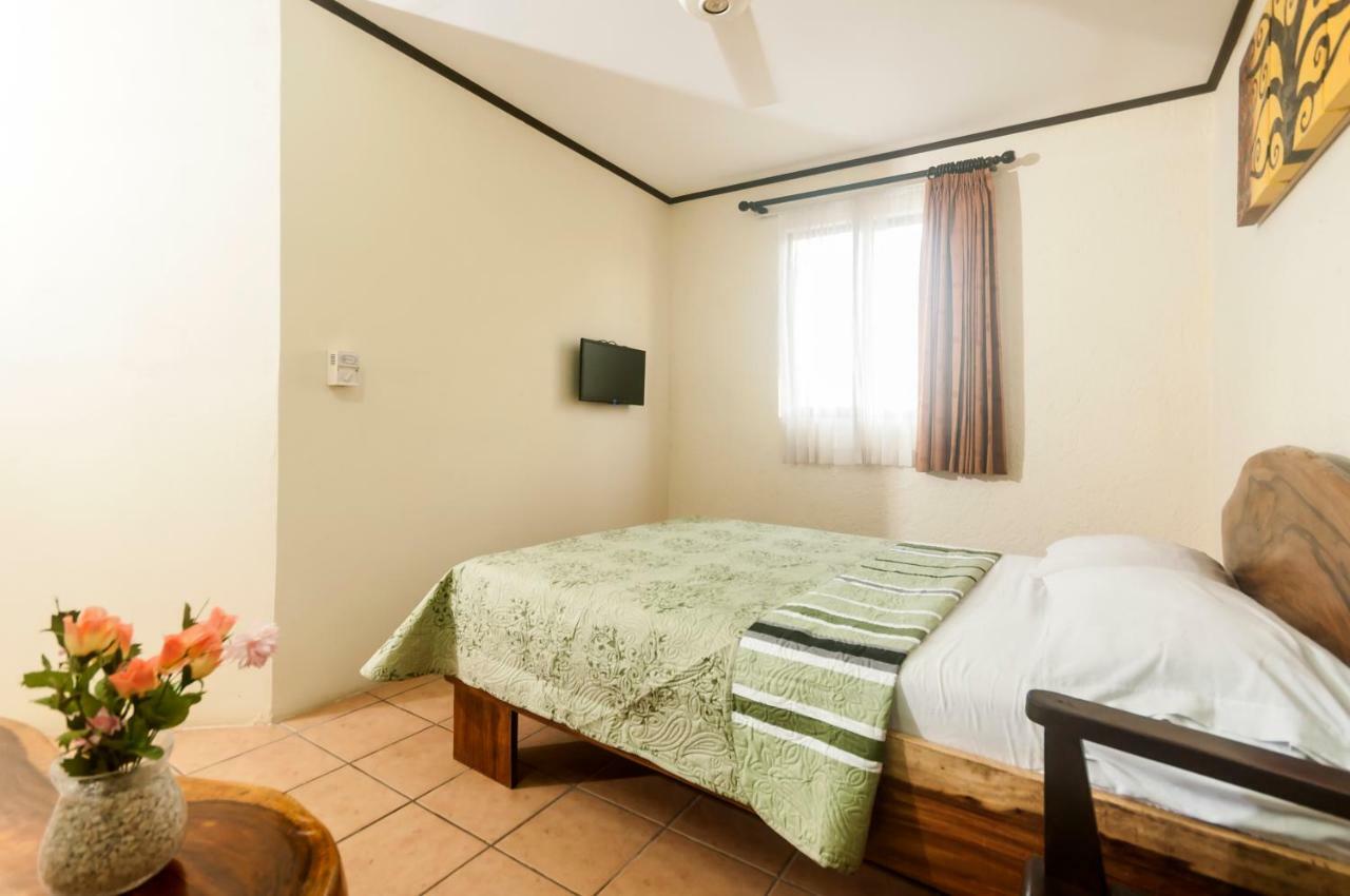Cadillac Rock Beach Hotel Jacó Εξωτερικό φωτογραφία