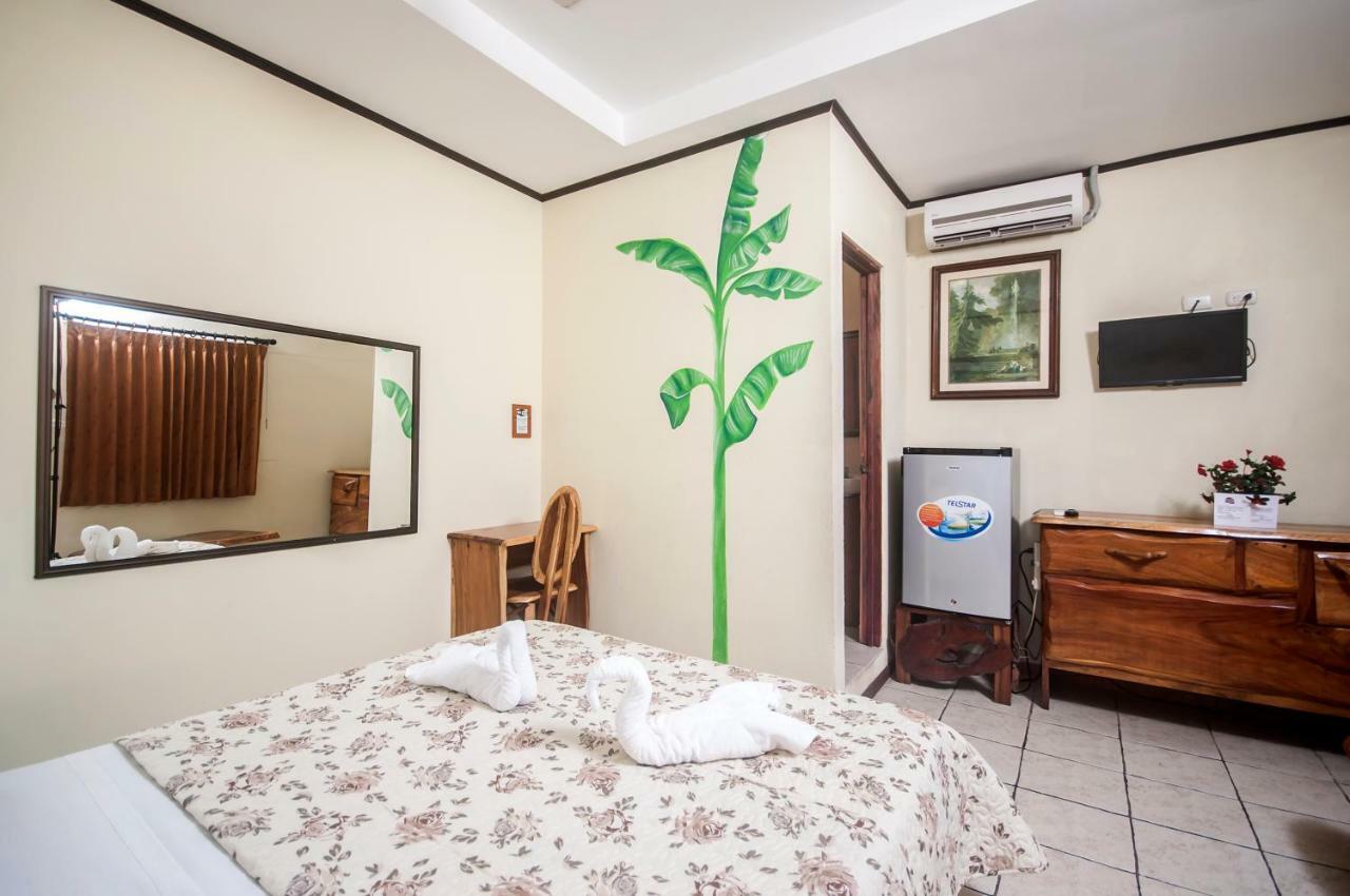 Cadillac Rock Beach Hotel Jacó Εξωτερικό φωτογραφία